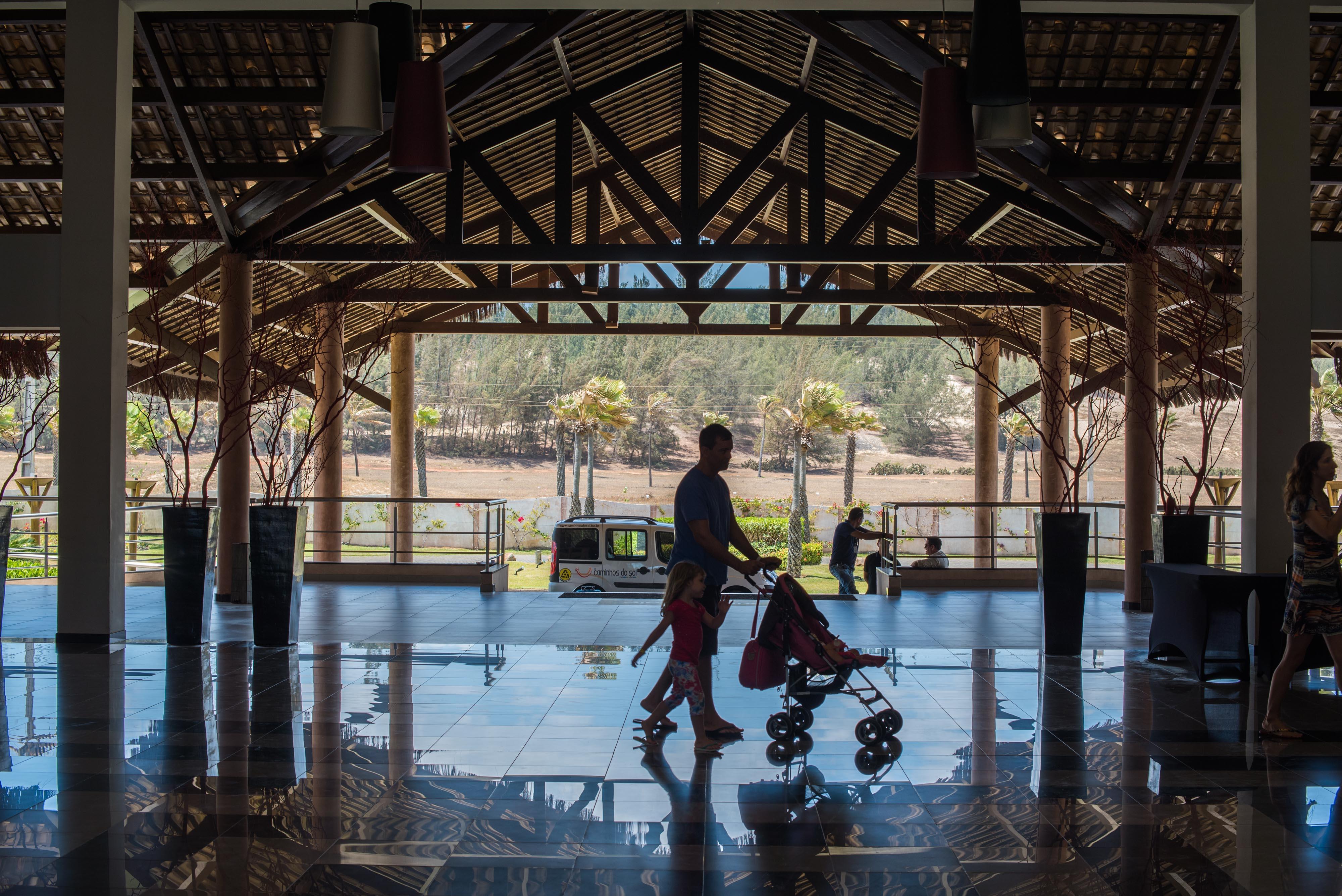 Vila Gale Resort Cumbuco Caucaia Luaran gambar The interior of the airport